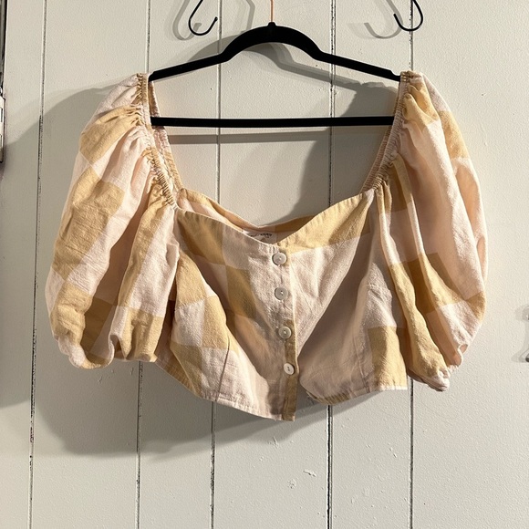 Anthropologie Beige and Tan Women's crop top puffer sleeve - Picture 2 of 5